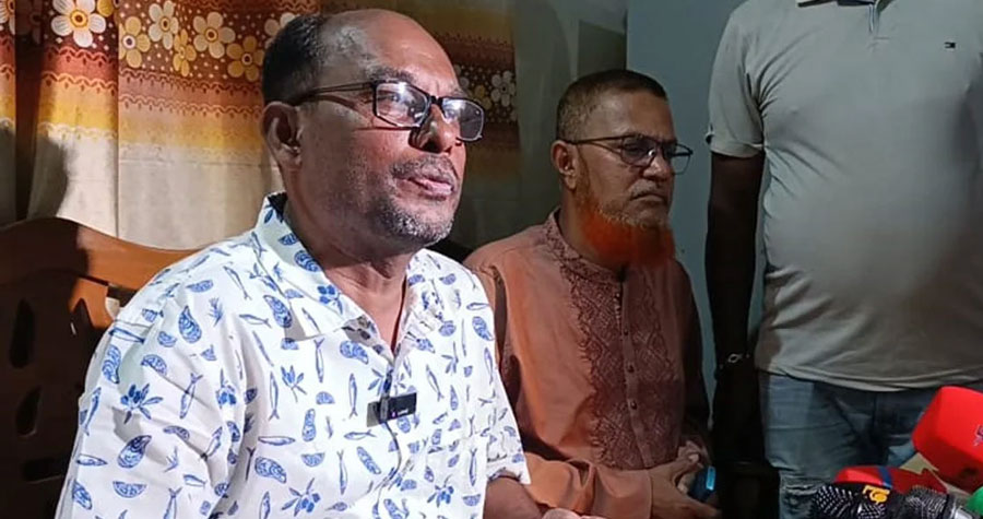 চাঁদা না দেওয়ায় বাসস্ট্যান্ডে গেলেই গাড়ি ভাঙচুর সেই ফাহিমের