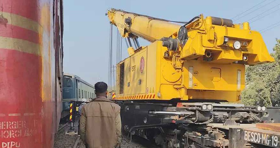 ভৈরবে বগি লাইনচ্যুত: ৯ ঘণ্টা পর তিন রুটে ট্রেন চলাচল স্বাভাবিক